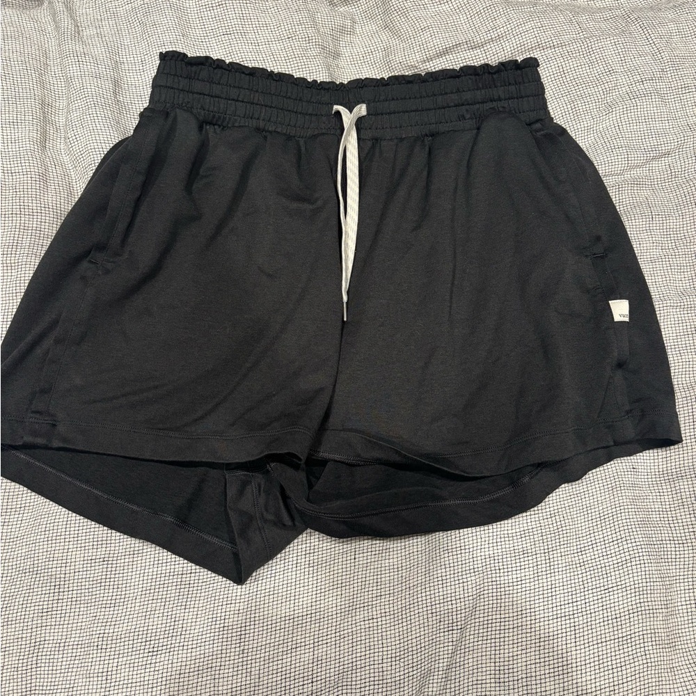 Vuori Black Women's Performance Shorts with Elastic Waist